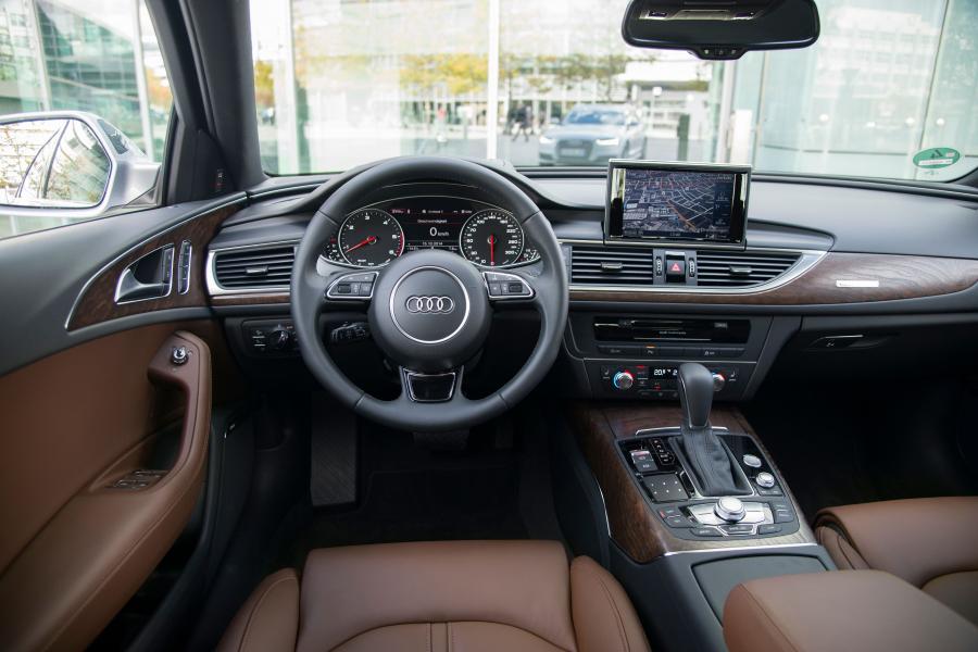 Торпедо Audi A6 Avant TDI Quattro (4G, C7) 2014 года  (WW) (фото 4 из 4)